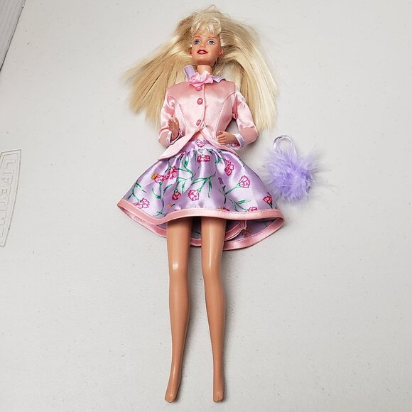 Barbie Other - Barbie Doll In Fashion Avenue Internationale Spring Outfit 1996